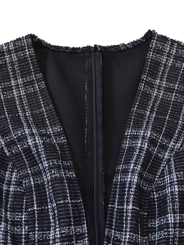 Tuta lunga in cotone a quadri con scollo a V profondo nero anni '40