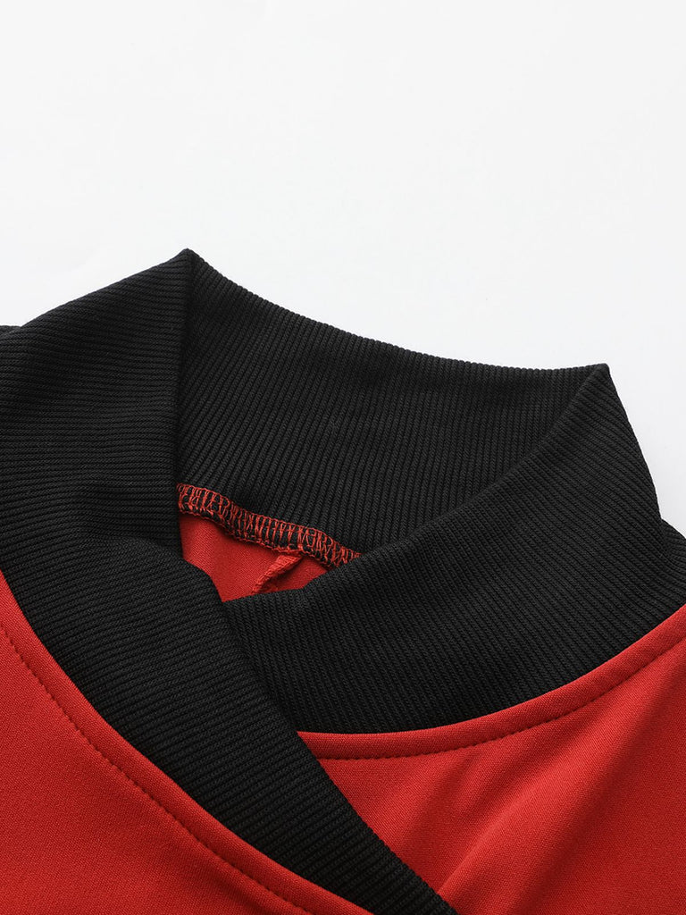 Cappotto con collo alto e bottoni diagonali rosso anni '40