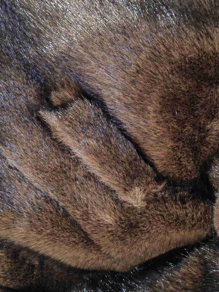 Cappotto in pelliccia sintetica con revers a tinta unita anni '50