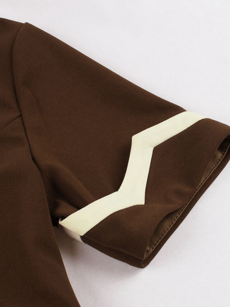 Abito con cintura e revers a contrasto caffè e beige anni '50