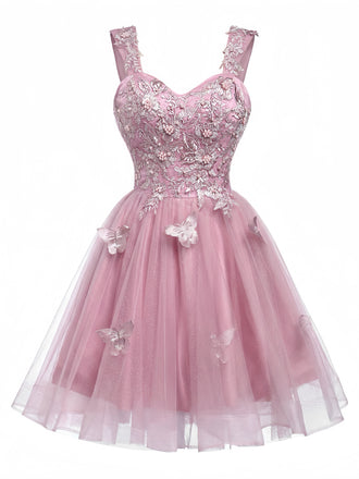 Miniabito Homecoming rosa anni '60 in tulle glitterato con farfalle