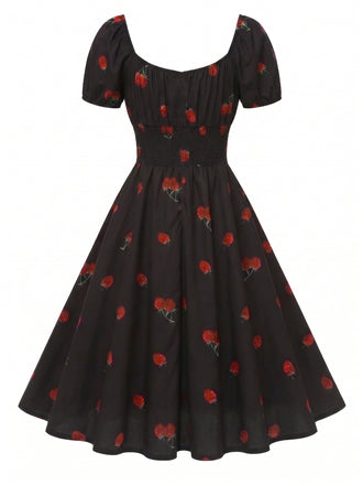 [Prevendita] Abito Midi Nero Anni '50 Mela di Fragola con Scollo Quadrato
