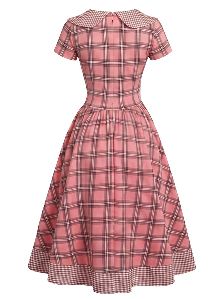 [Prevendita] Abito Rosa Antico Anni '40 a Quadri Colletto Peter Pan con Bottoni con Fiocco 3