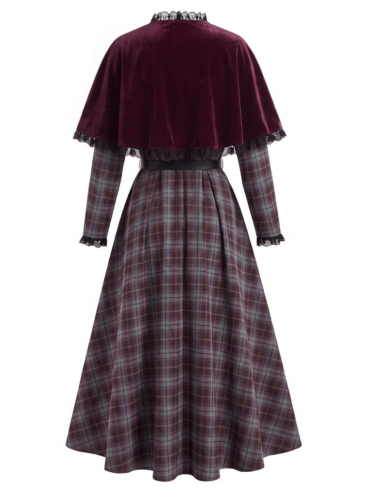 [Prevendita] Abito Grigio Chiaro Anni '40 a Quadri con Bordo Cintura e Mantella Rossa 5