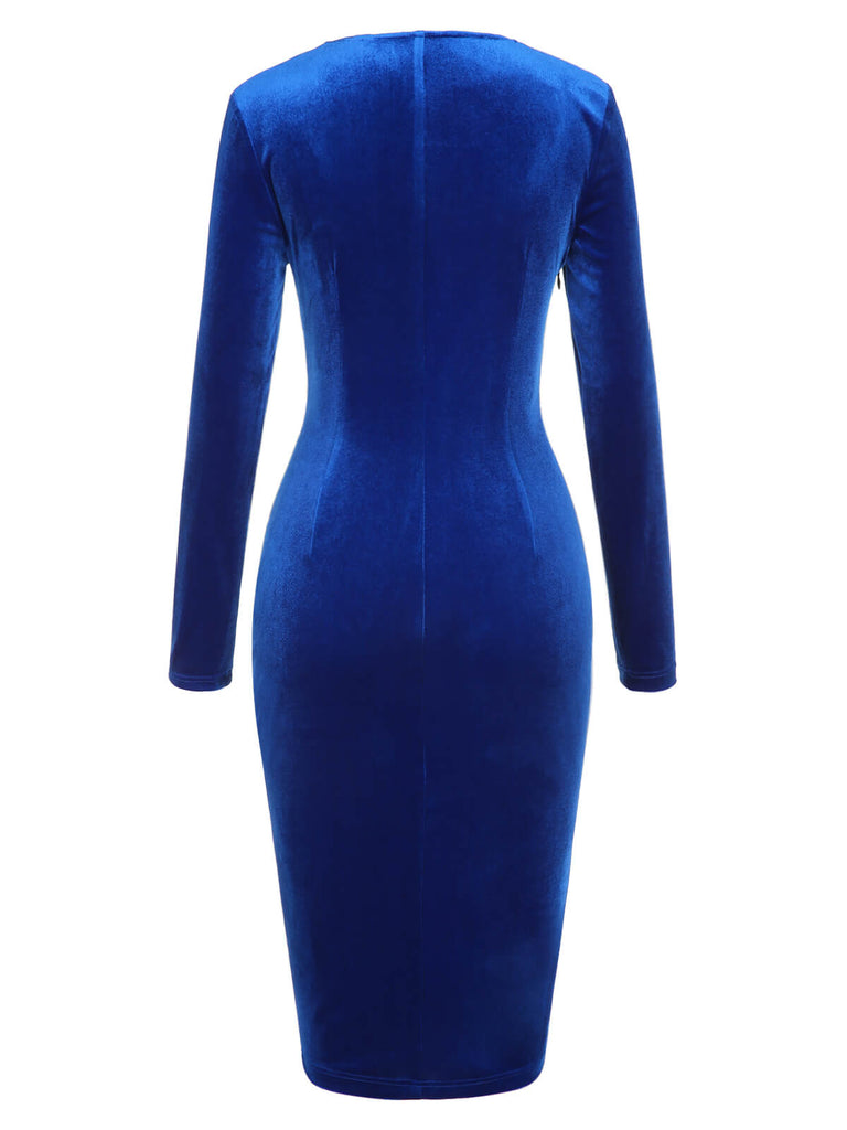 Abito in velluto plissettato con scollo a V blu scuro anni '60
