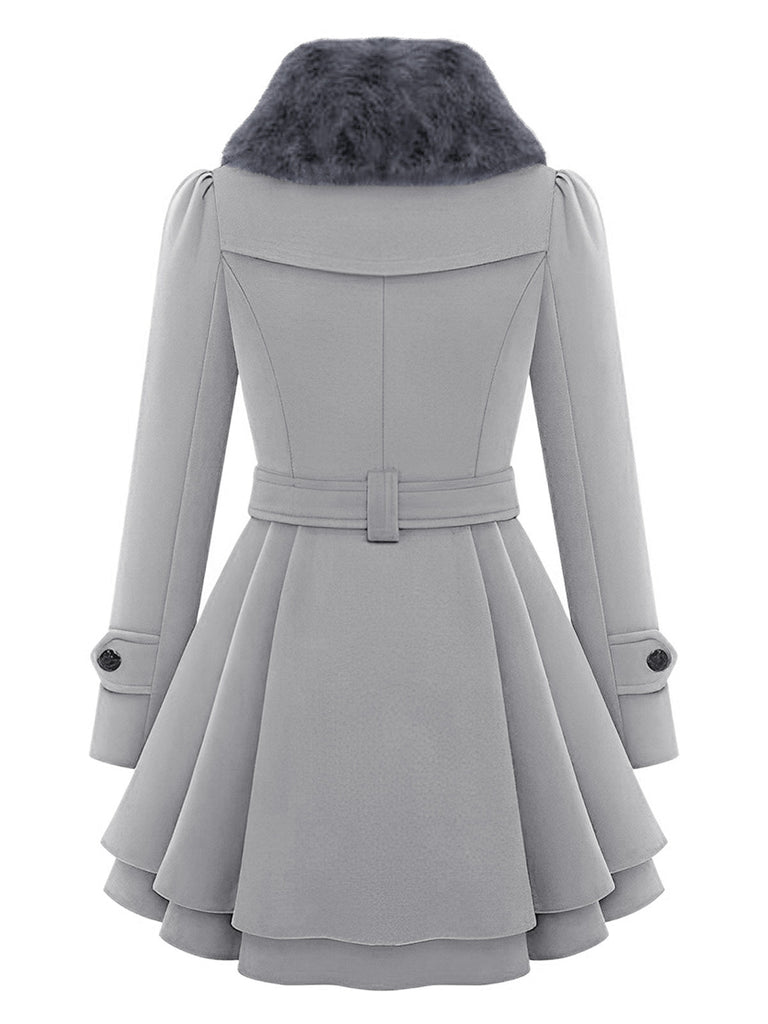 Cappotto invernale con collo di pelliccia anni '50