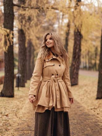 Cappotto invernale con collo di pelliccia cachi anni '50