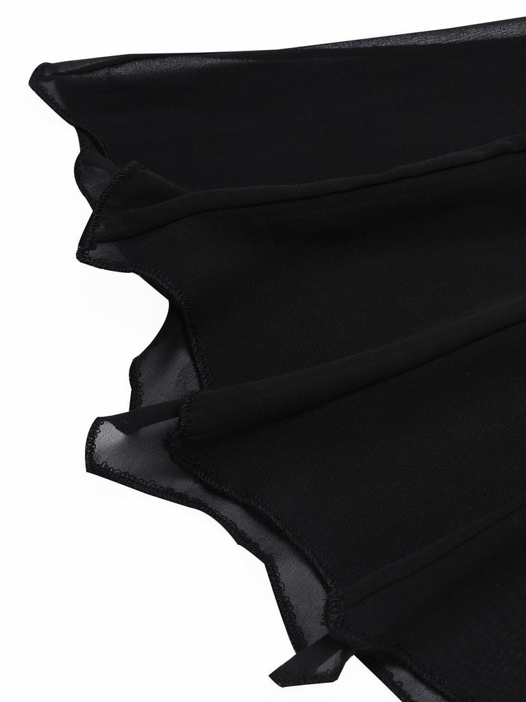 Mantella trasparente con ali di pipistrello nero anni '50