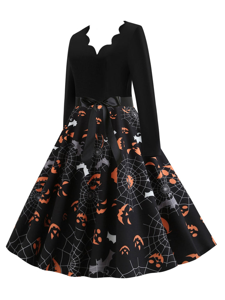 Abito con colletto a petalo Halloween nero anni '50