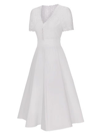 Abito in pizzo con scollo a V patchwork bianco anni '40