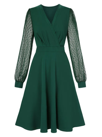 Abito patchwork a pois tinta unita con scollo a V anni '40