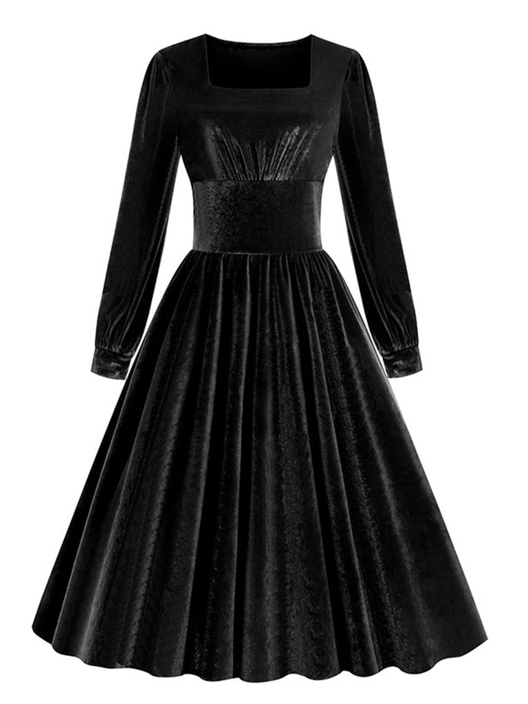 Abito in velluto con scollo quadrato anni '50