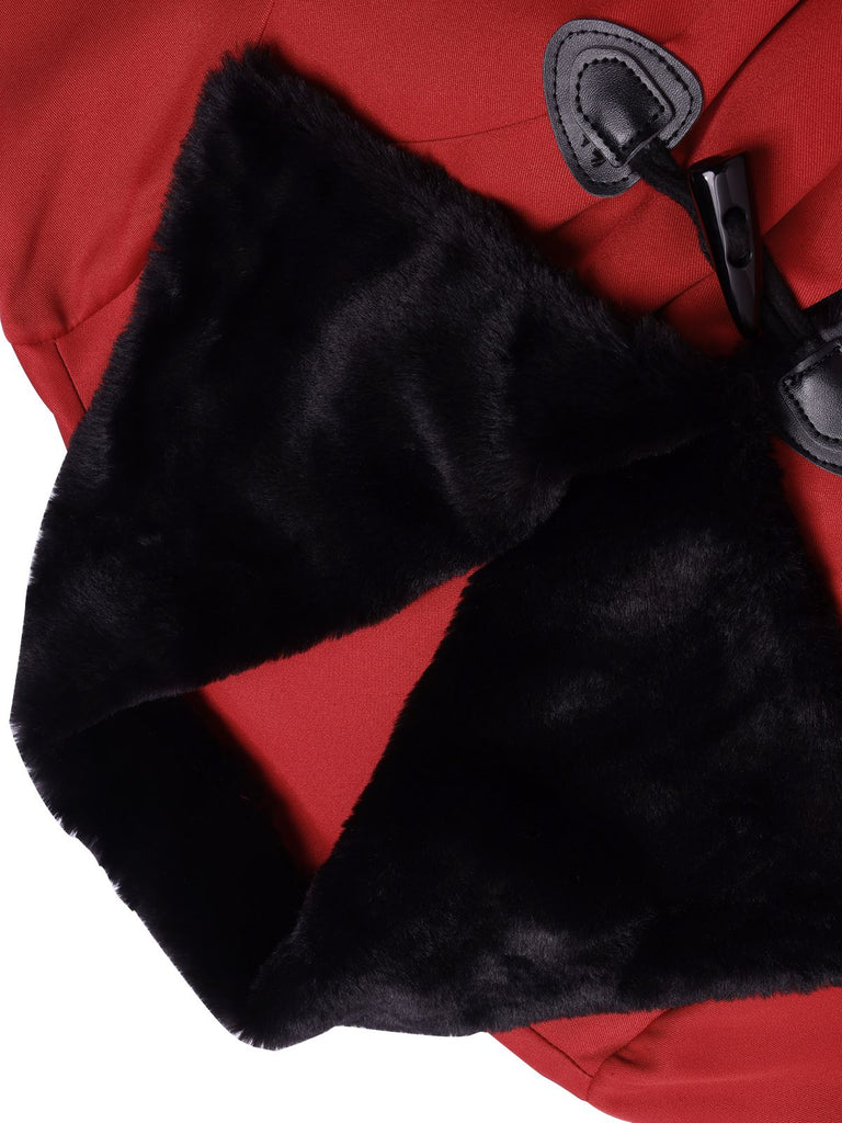 Cappotto con collo di pelliccia rosso e nero anni '50