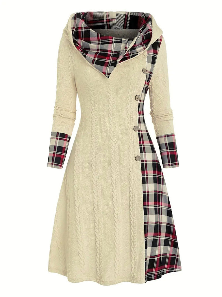Abito a quadri con cappuccio in maglia bianco anni '50