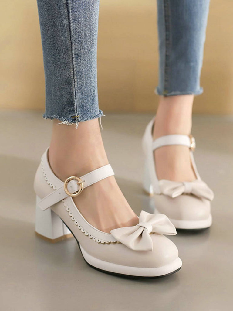 Scarpe Mary Jane con tacco grosso e fiocco rosso