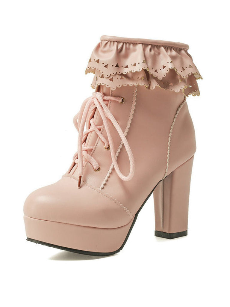 Stivali vintage con tacco alto e lacci arricciati