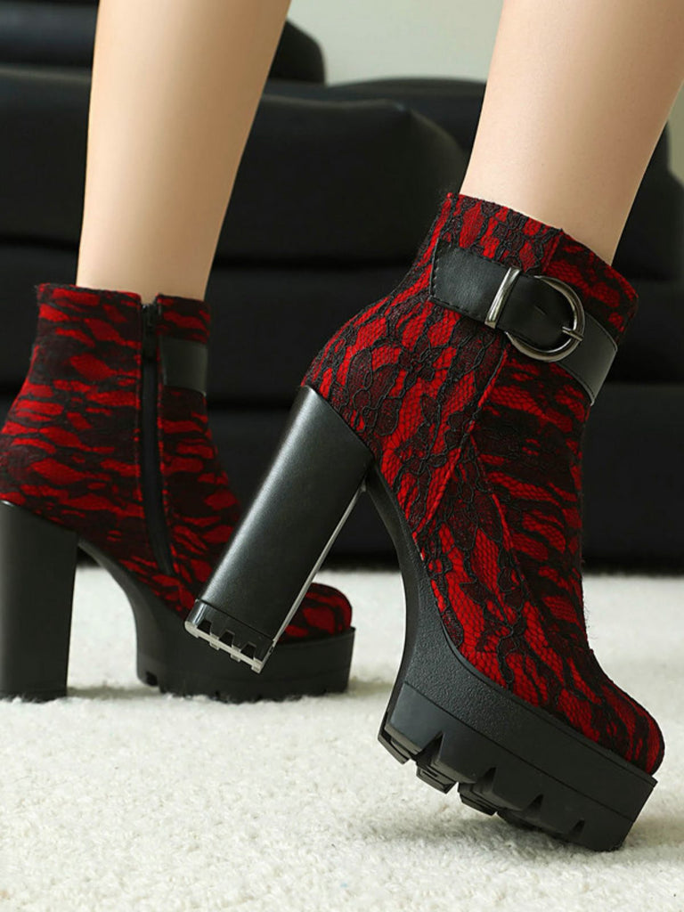 Stivali vintage con plateau e tacco spesso in pizzo