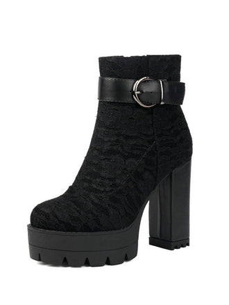 Stivali vintage con plateau e tacco spesso in pizzo