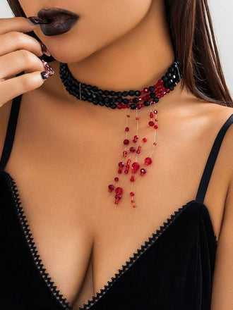 Collana gotico con ciondolo a goccia di sangue con perline
