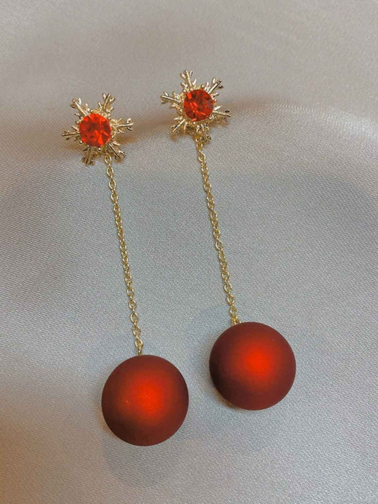 Orecchini con fiocchi di neve e palline di Natale rosso