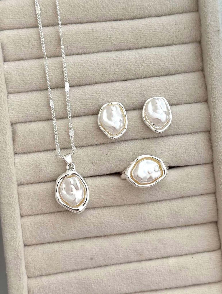 Set Gioielli 3PCS in Lega con Perle Barocche Vintage 7
