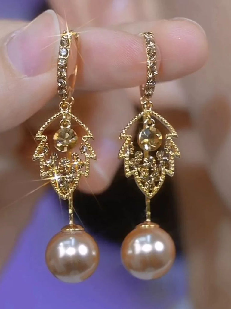 Orecchini Oro Pendenti con Strass Foglie e Perle