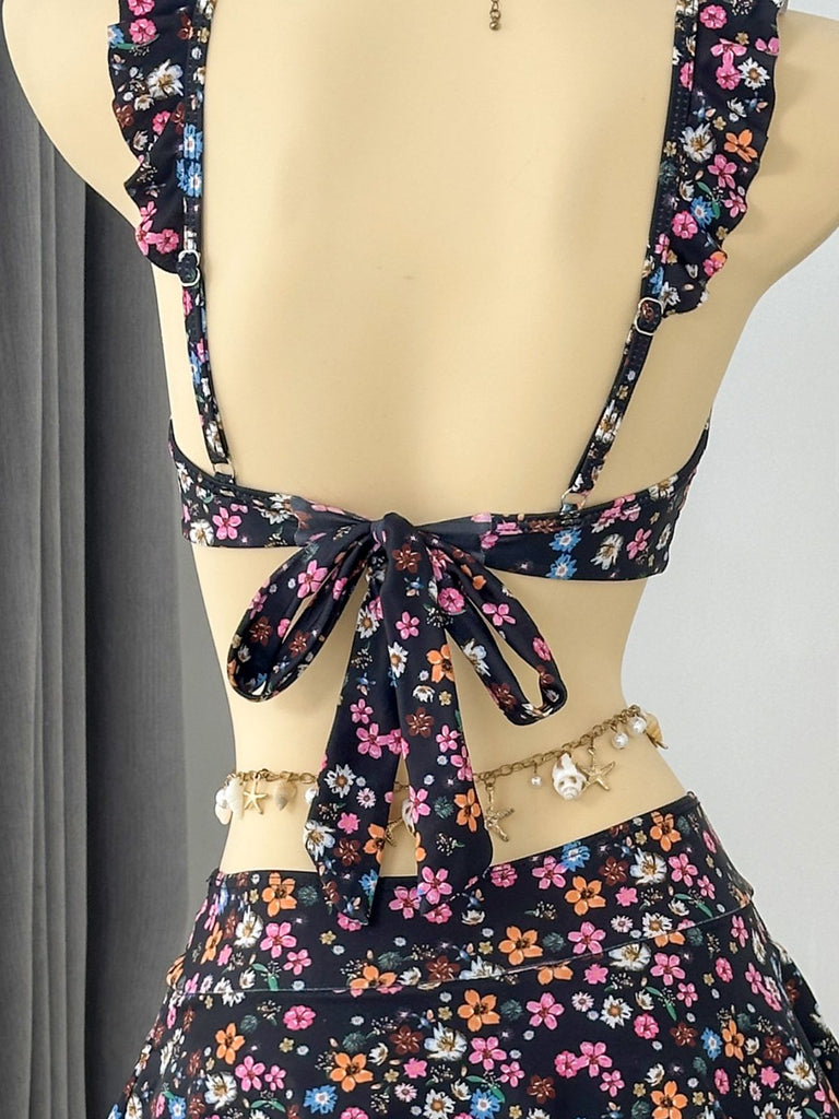 Bikini Set con Spalline a Volant con Bordi in Pizzo a Fiorellini Anni '40 16