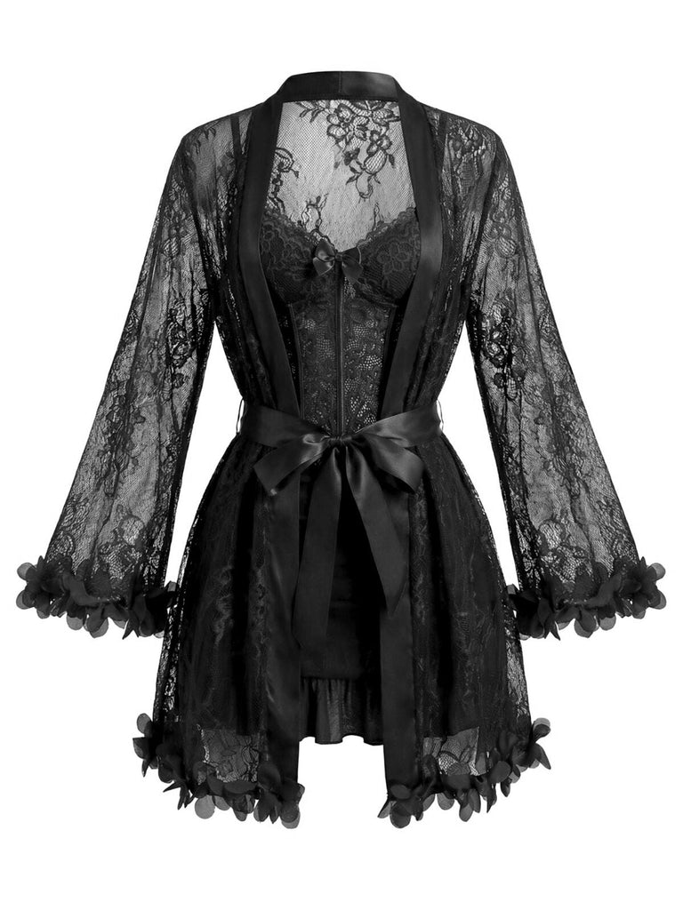 Completo da notte con cintura e pizzo con spalline sottili anni '60