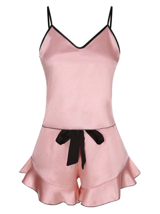 Pigiama con spalline sottili e nastro di raso anni '70