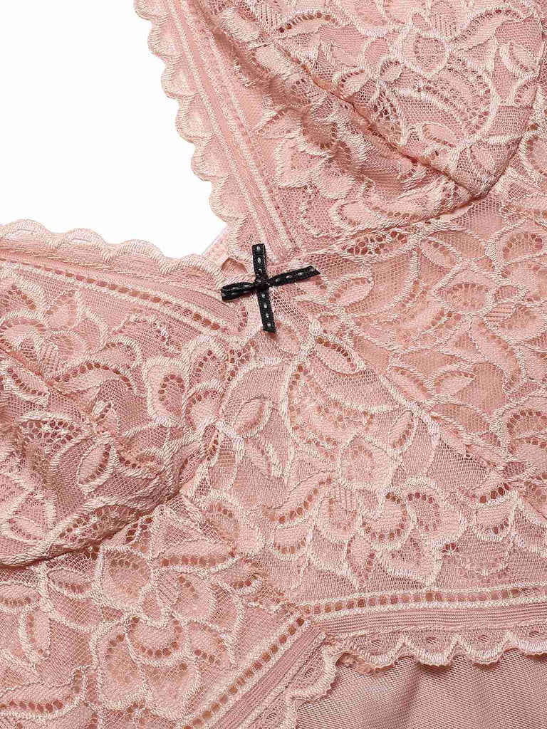 Camicia da notte in pizzo trasparente con spalline sottili anni '60