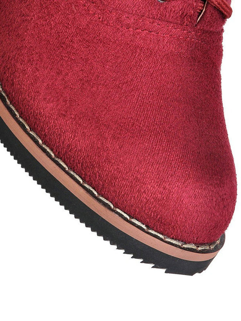 Scarpe retrò con lacci e tacco spesso