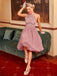 Abito svasato in pizzo floreale anni '50 rosa
