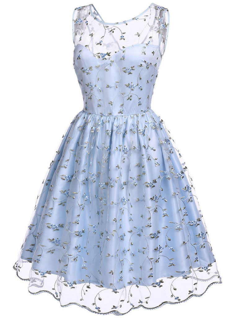 Abito blu in pizzo con ricamo floreale anni '50
